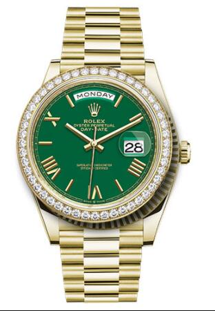 Replica Rolex Yellow Gold Day-Date 40 Watch 228348rbr Diamond Bezel Green Roman Dial President Bracelet